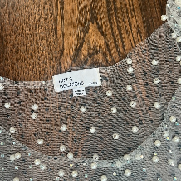 Hot & Delicious Rhinestone & Pearl Mesh Tank Top - Picture 3 of 3